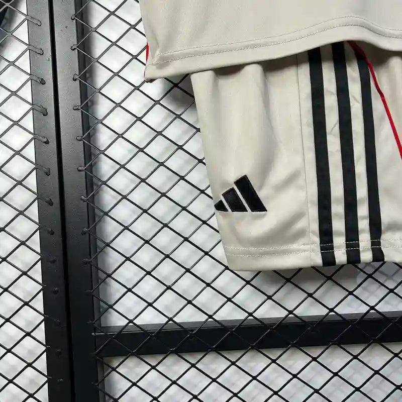 Conjunto infantil SL Benfica 25/26 Terceira