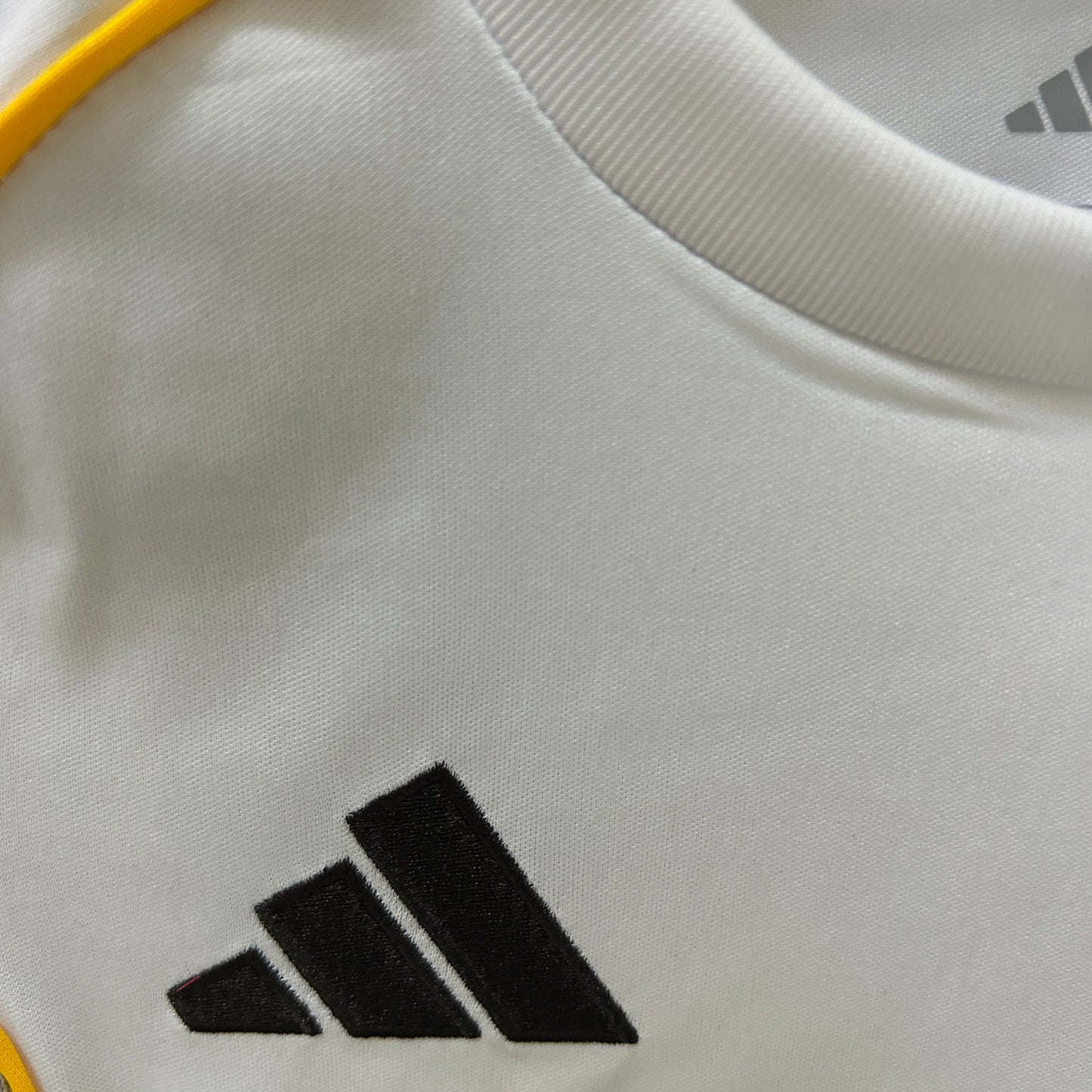 Conjunto Infantil Real Madrid FC 25/26