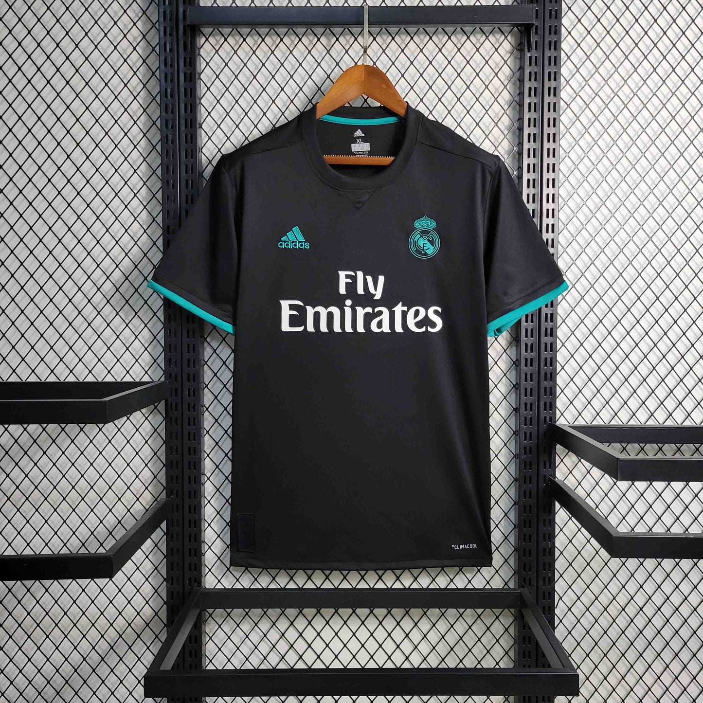 Real Madrid 17/18 Alternativa Retrô