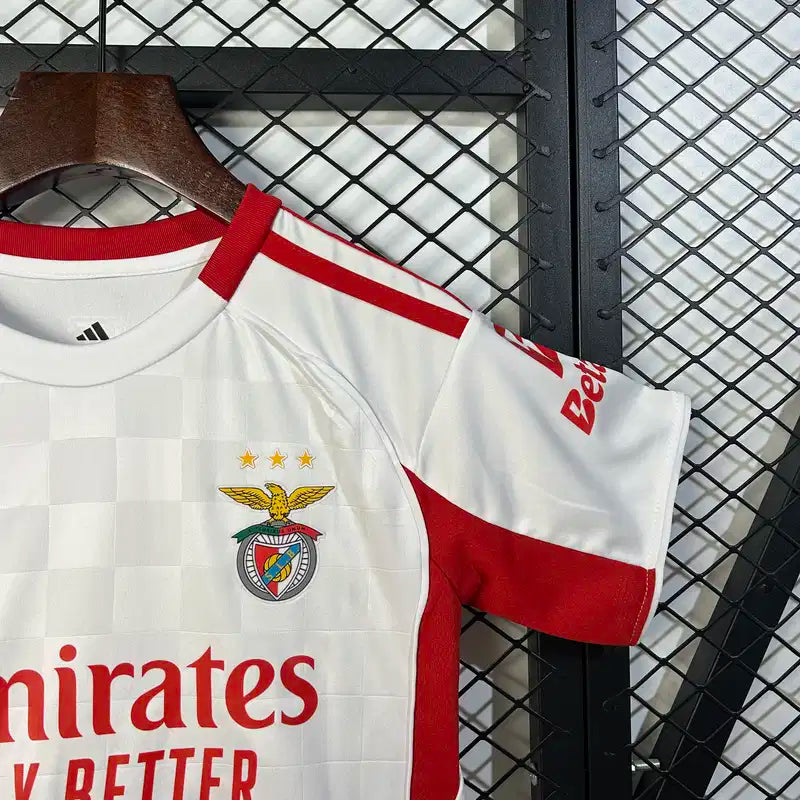 Conjunto infantil SL Benfica 25/26 Alternativo