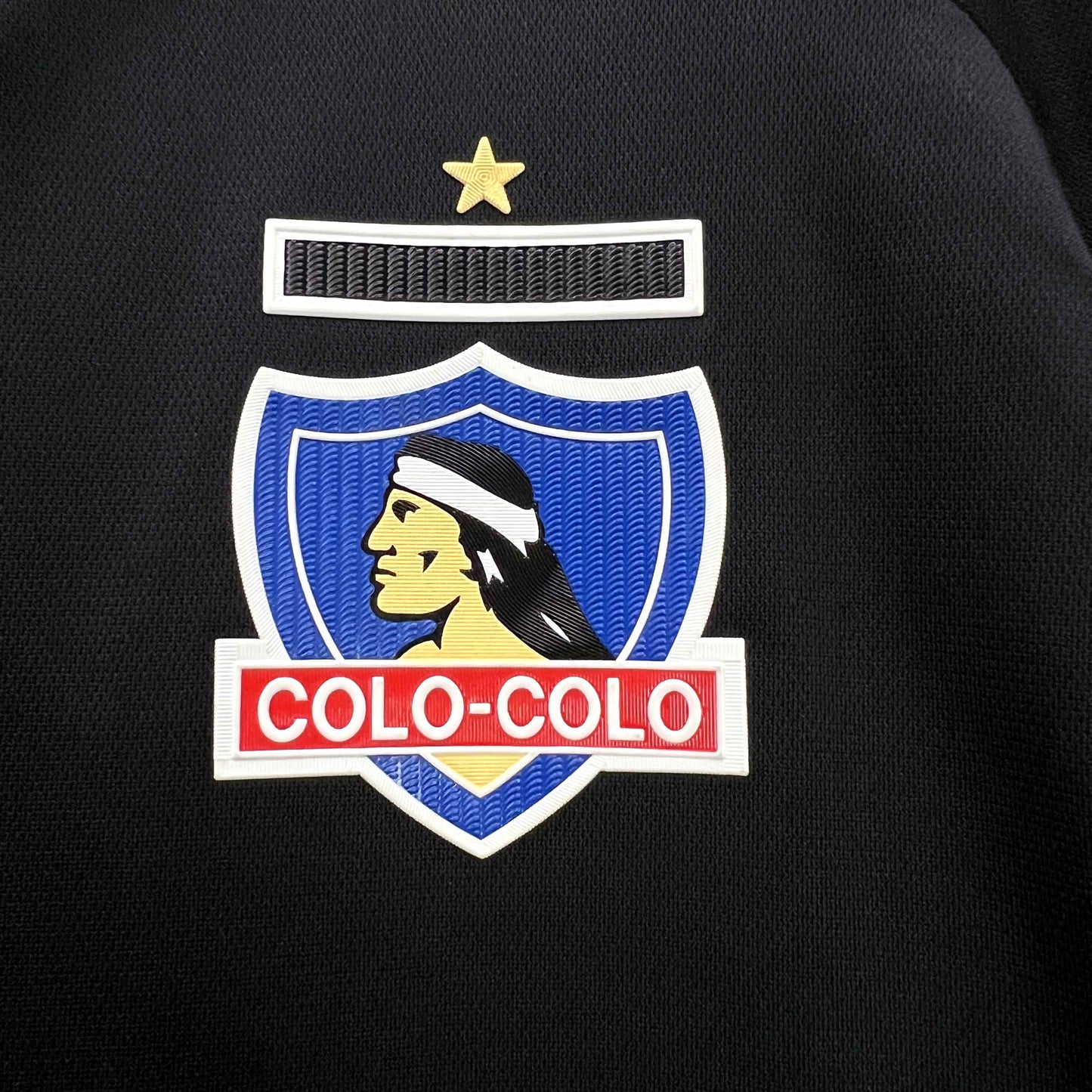 Colo-colo 24/25 Alternativa