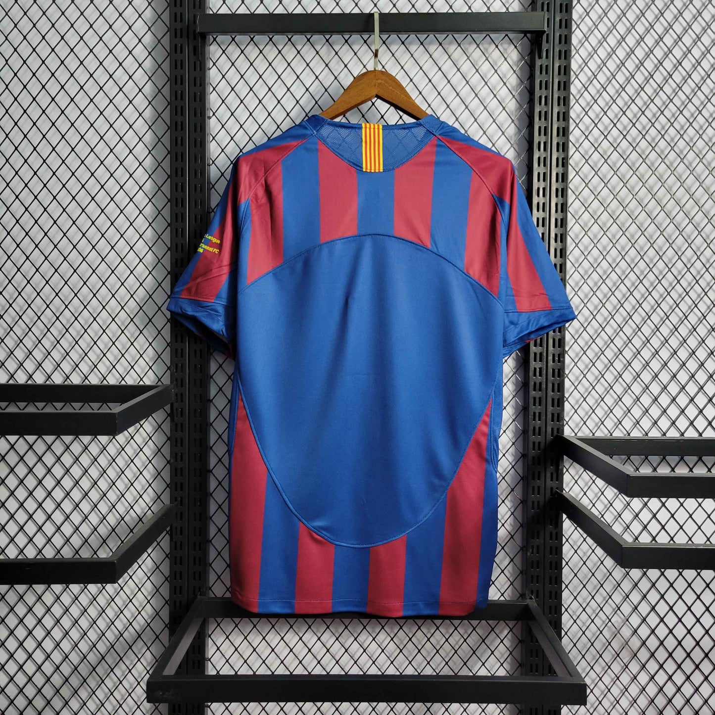 FC Barcelona 04/05 Retrô