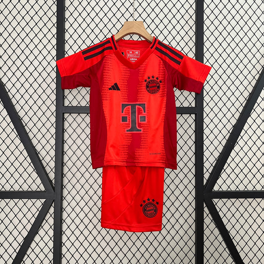 Conjunto Infantil Bayern de Munique 24/25