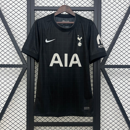 Tottenham 25/26 Alternativa